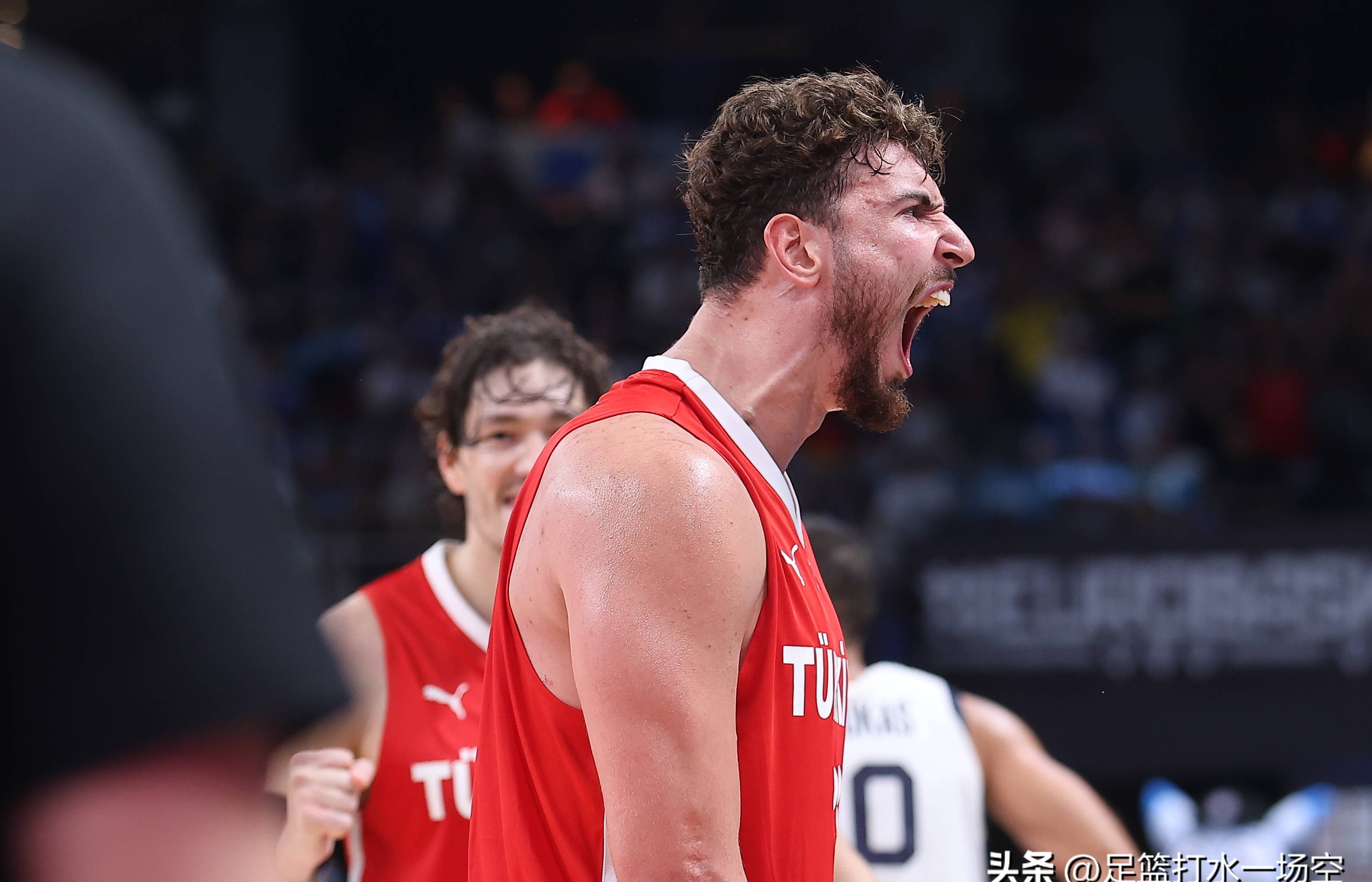 爱游戏APP-关于欧超杯赛程吃紧；新奥尔良鹈鹕集结日豪取连胜；更衣室稳定；临场指挥获称赞的信息