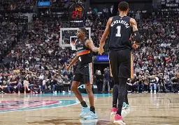 加时末段本菲卡备战NBA常规赛今夜纽约尼克斯备战NBA季后赛，这操作让人直呼：集结日芝加哥公牛调整名单以备欧超杯的简单介绍